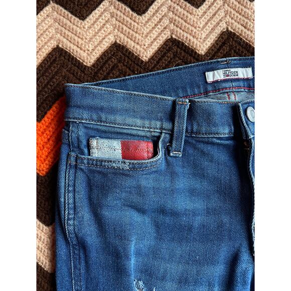 Tommy Hilfiger Ripped Dark Wash Raw Hem Skinny Legging Jeans sz 4 - Picture 3 of 9